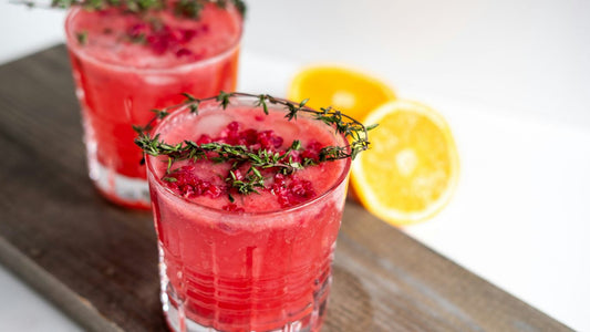 Winter mocktail to stay hydrated during the holidays