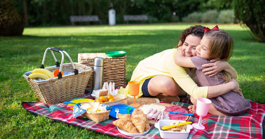 Healthy picnic ideas: meals and ready-to-drink beverages for summer
